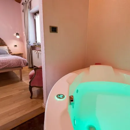 Le Jasmin Bed & Breakfast *